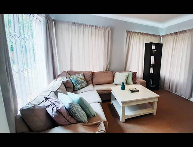 3 BEDROOM HOUSE RENTED IN WALMER HEIGHTS